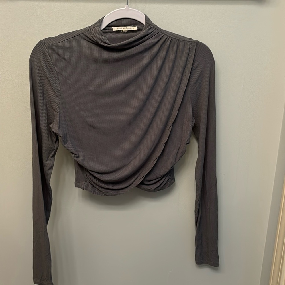 Women’s size Small long sleeve top